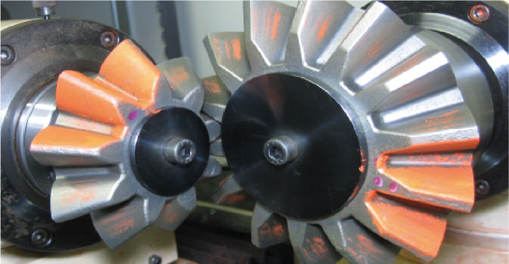 かみ合い試験機